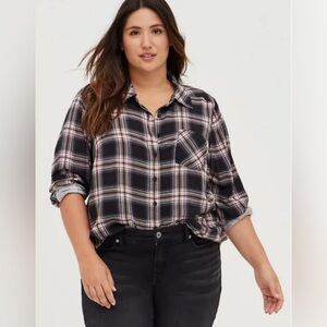 Torrid black, white, and pink plaid rayon twill button-down 2x